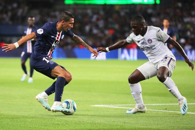 徐杰22分广东胜新疆 曾凌铉31分福建负青岛