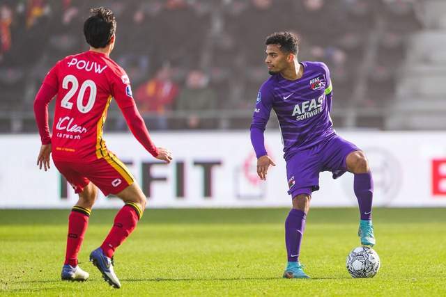 继续征战CBA？克里克结束休假返回中国训练